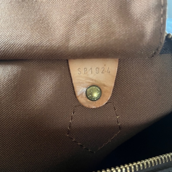 Louis Vuitton Speedy - Picture 5 of 5
